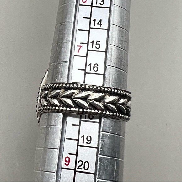 New Blue Chalcedony Agate Stone Oval Faceted Silver Overlay Ring Size 7.75 - 8 - Picture 5 of 10